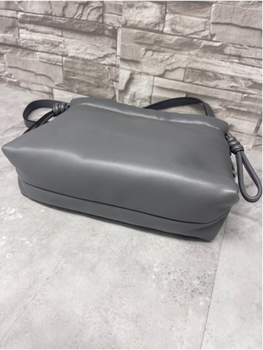 Michael Kors Lina XS Drawstring Crossbody Soft Plush Leather Heather Gray Set - Picture 9 of 16